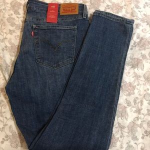 Levi Strauss 711 skinny blue jeans size 32